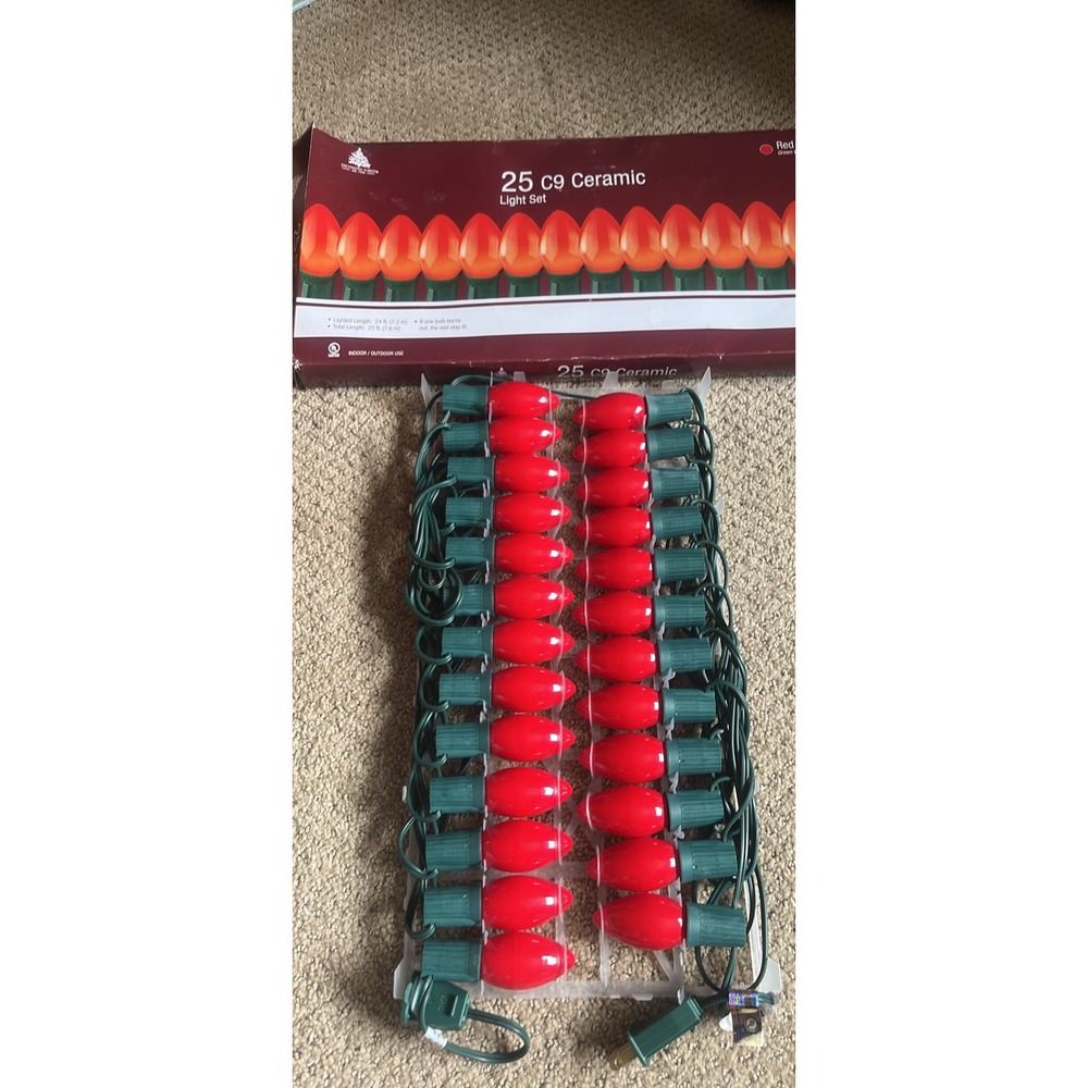 Enchanted Forest 25 C9 Ceramic Light Set Red Bulbs Green Wire Indoor Outdoor NIB